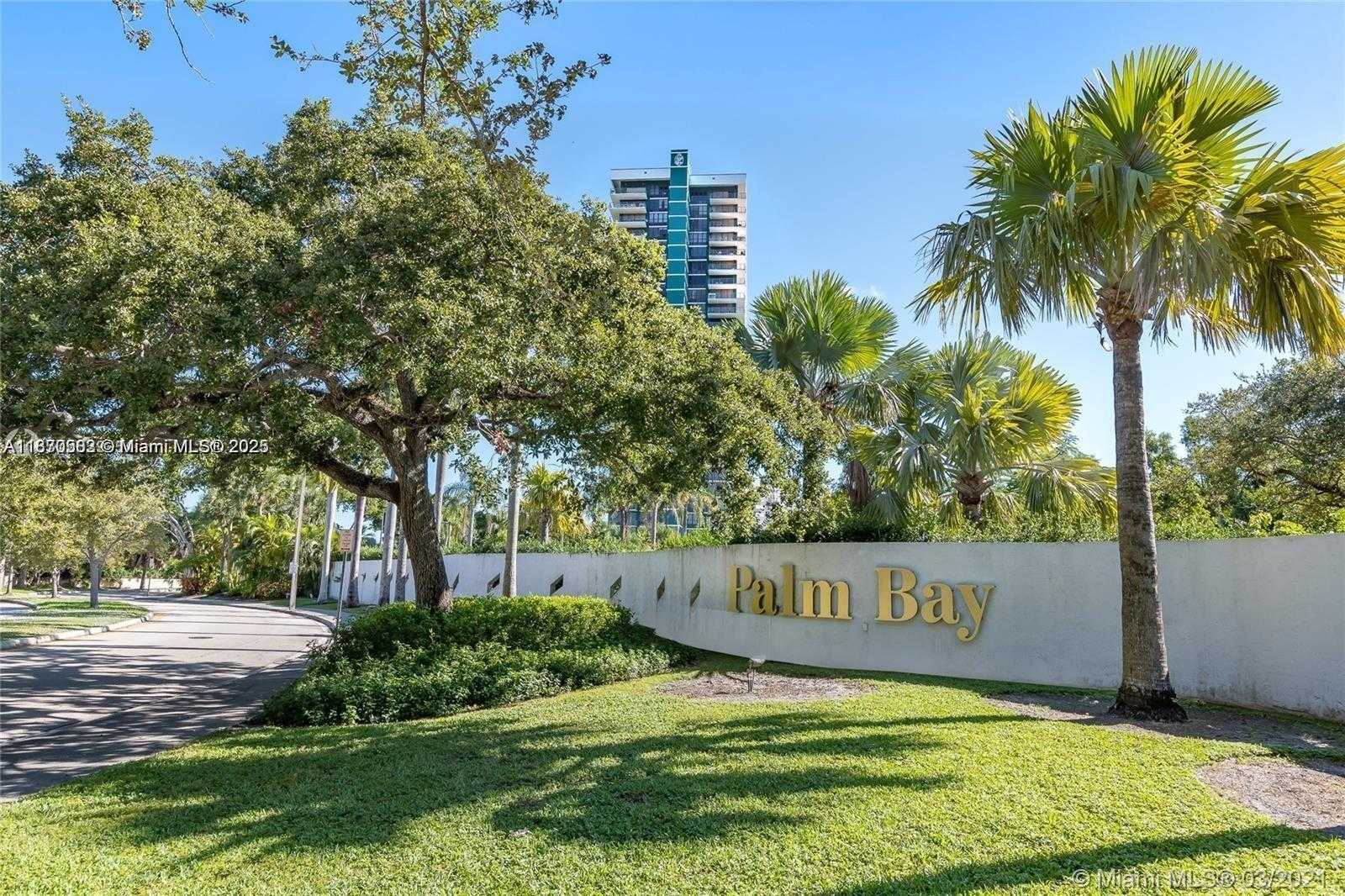 Small Image of 780 NORTH EAST 69TH ST #T-1D, Miami Number 3