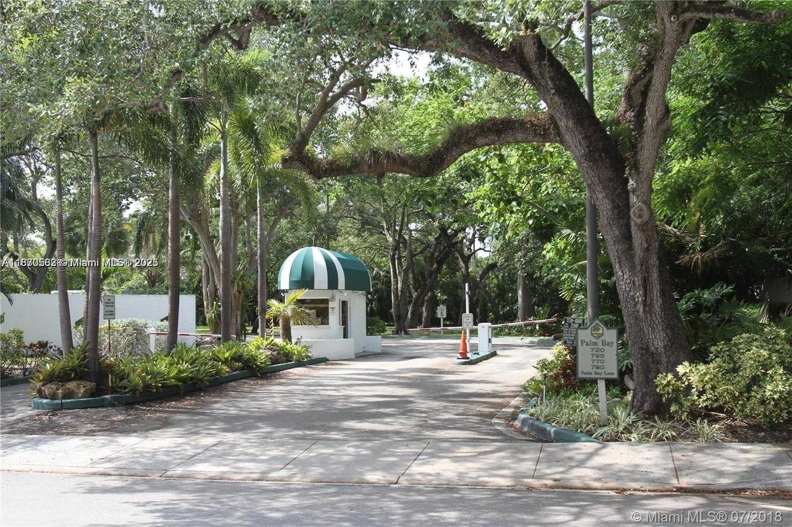 Small Image of 780 NORTH EAST 69TH ST #T-1D, Miami Number 4