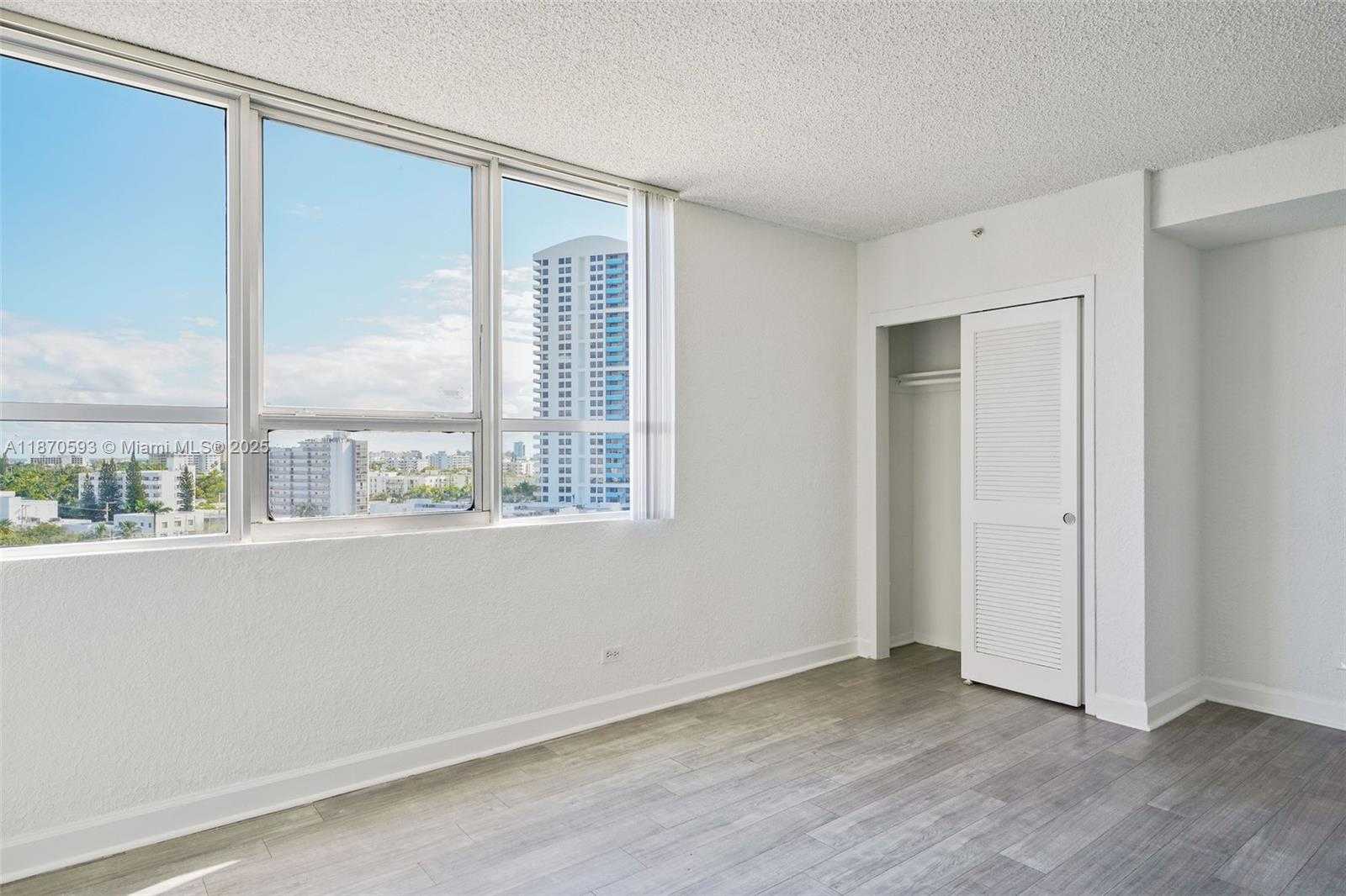 Small Image of 1500 BAY RD #S-1084, Miami Beach Number 11