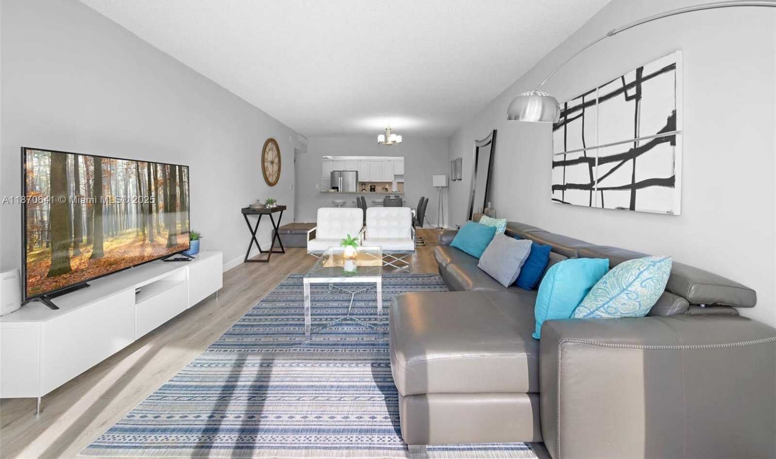 Small Image of 19370 COLLINS AVE #321, Sunny Isles Beach Number 4