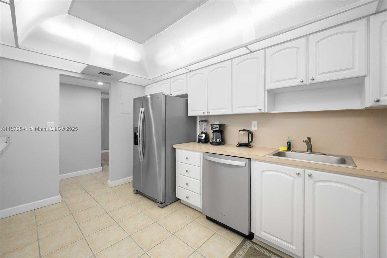 Small Image of 19370 COLLINS AVE #321, Sunny Isles Beach Number 8
