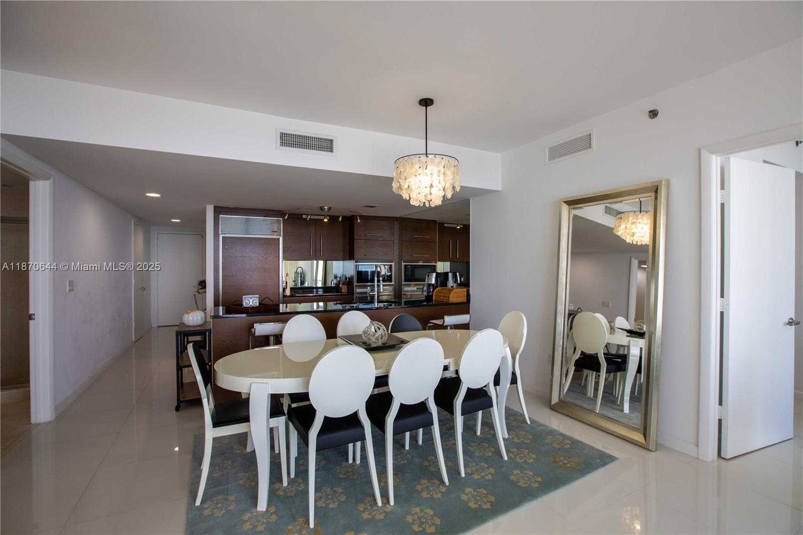 Small Image of 475 BRICKELL AVE #5007, Miami Number 11