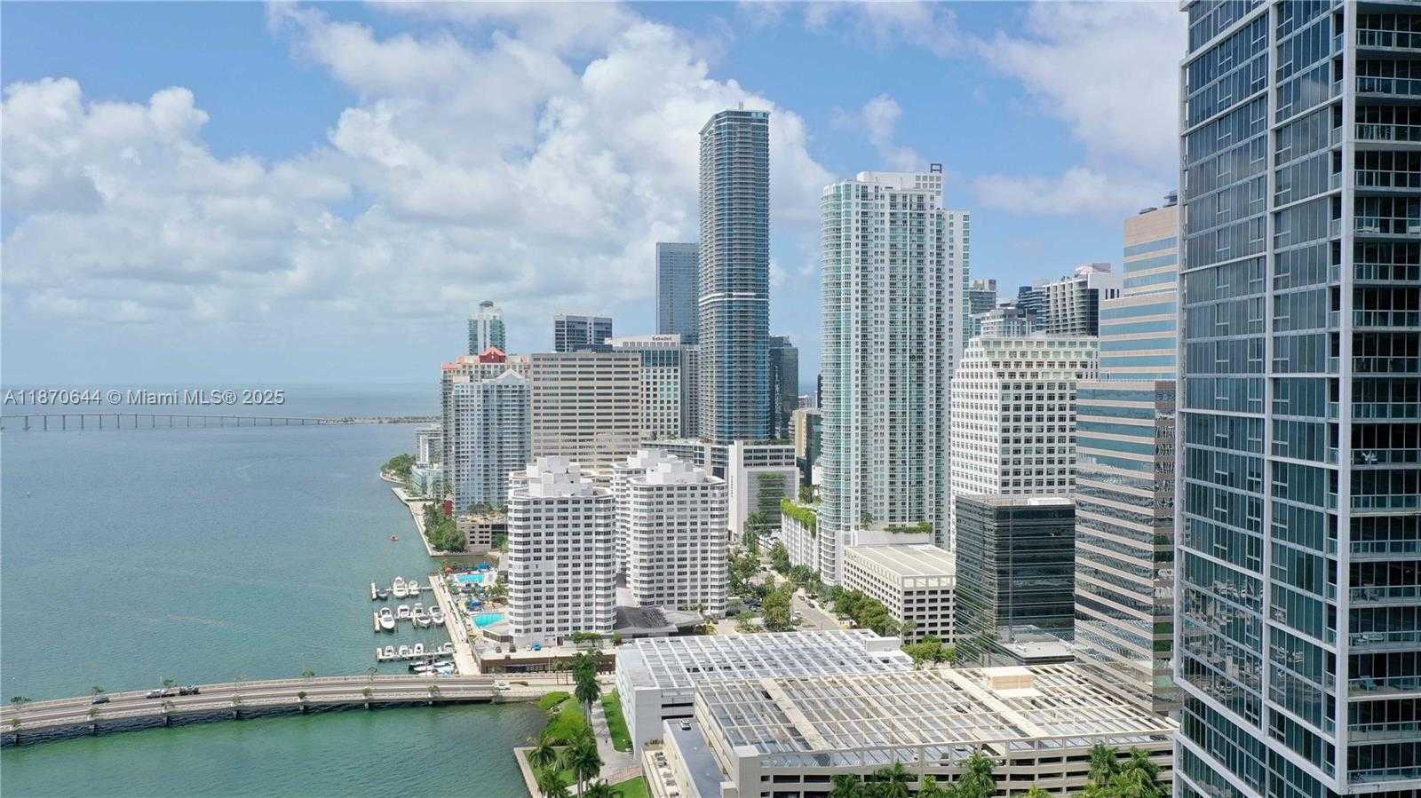 Small Image of 475 BRICKELL AVE #5007, Miami Number 4