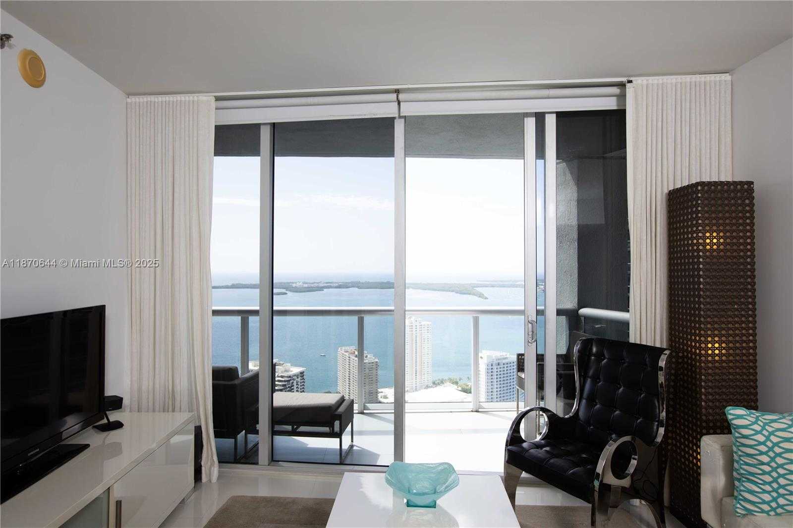 Small Image of 475 BRICKELL AVE #5007, Miami Number 5