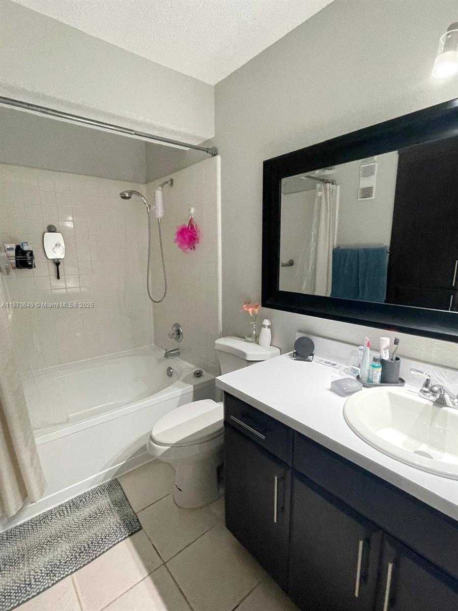 Small Image of 15600 SOUTH WEST 106TH LN #1007, Miami Number 18