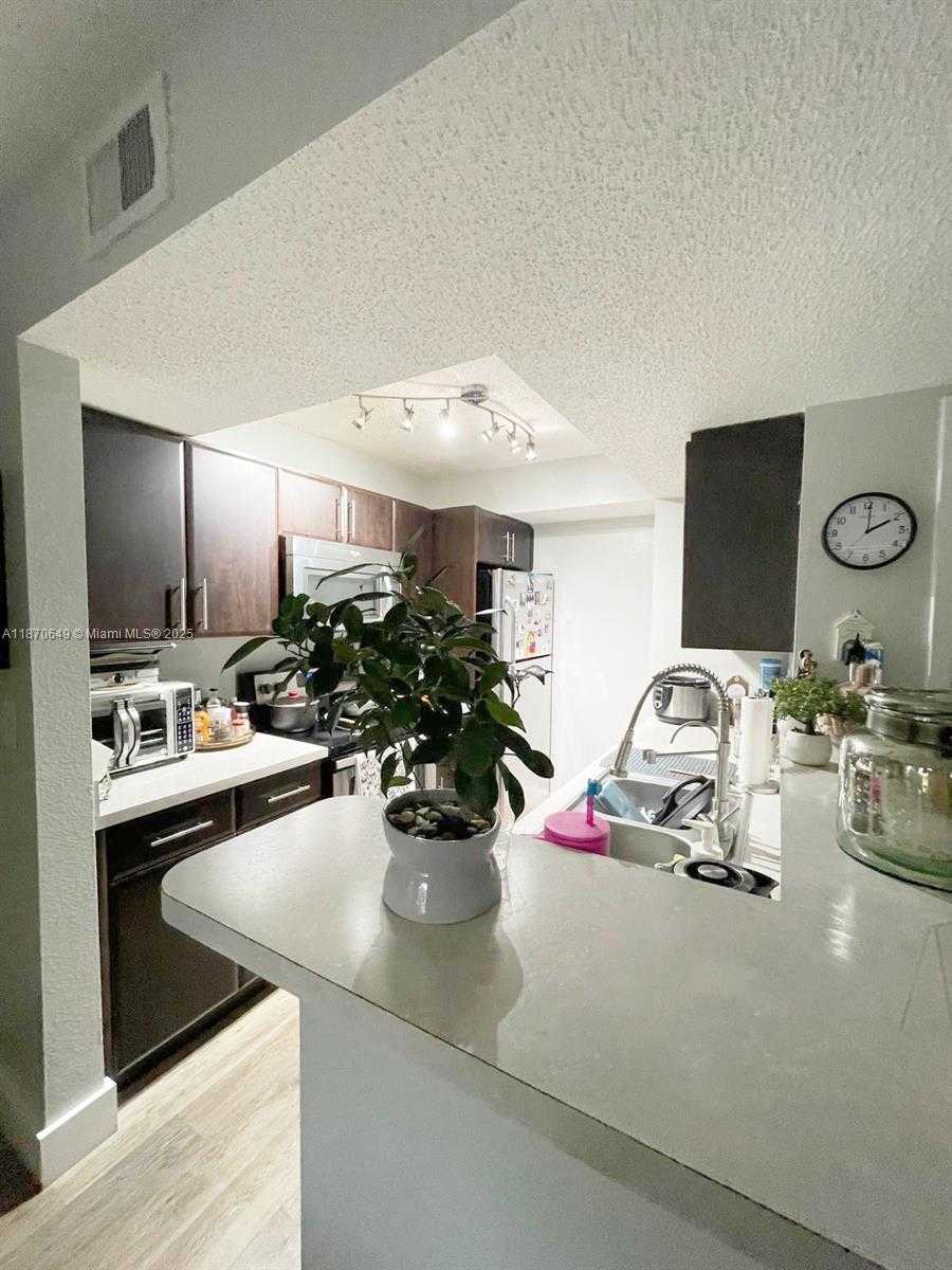 Small Image of 15600 SOUTH WEST 106TH LN #1007, Miami Number 3
