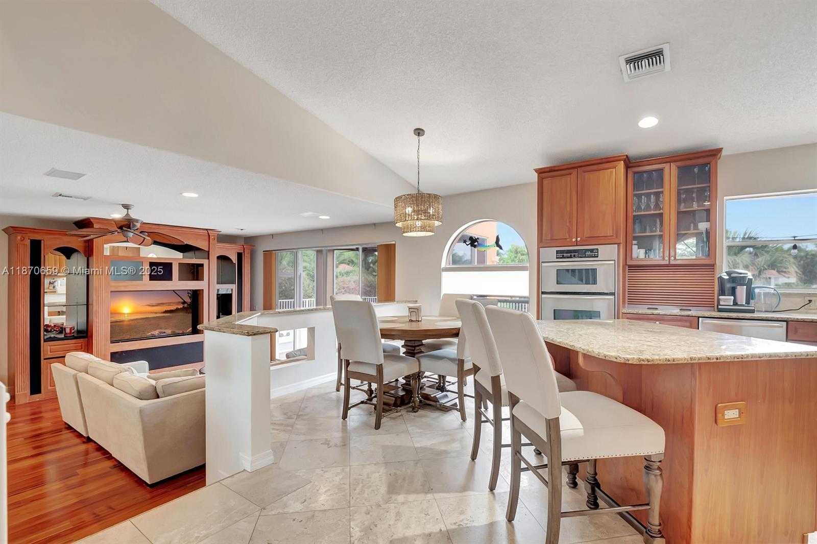 Small Image of 19314 KING PALM CT #19314, Boca Raton Number 15