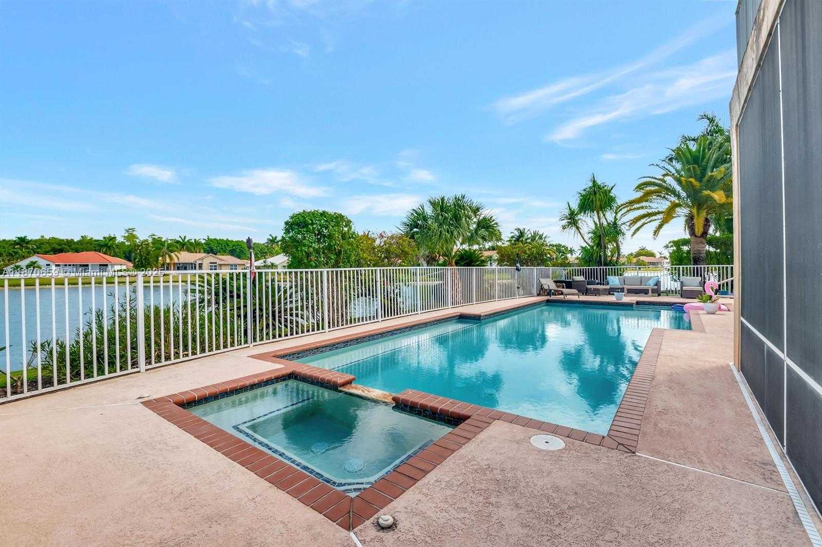 Small Image of 19314 KING PALM CT #19314, Boca Raton Number 34