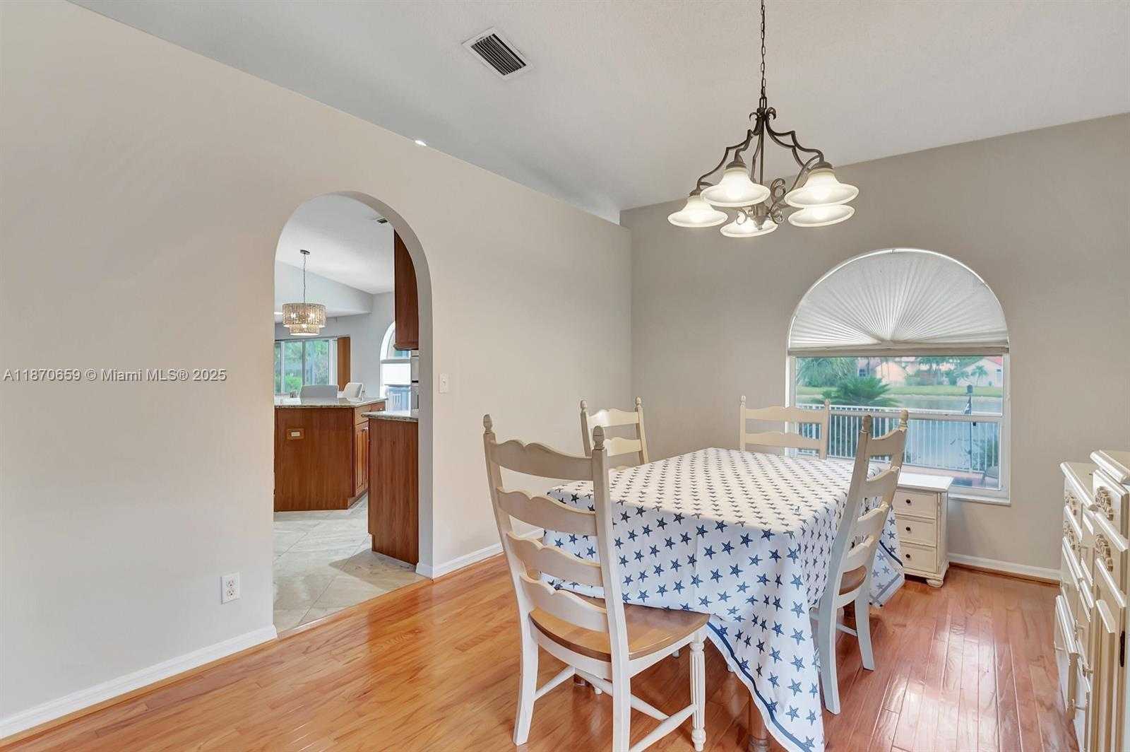 Small Image of 19314 KING PALM CT #19314, Boca Raton Number 9