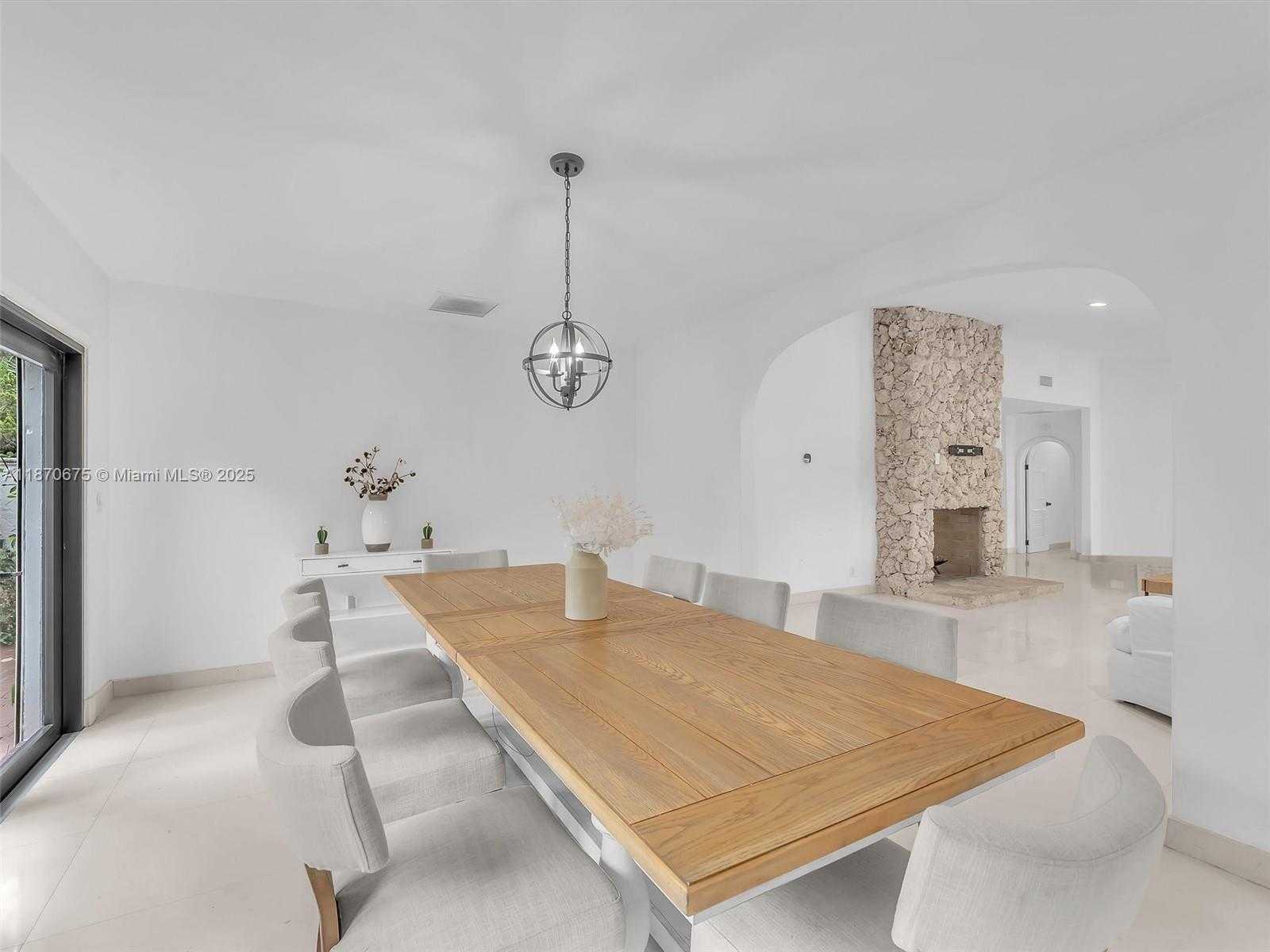 Small Image of 5901 SOUTH WEST 136TH ST, Pinecrest Number 14