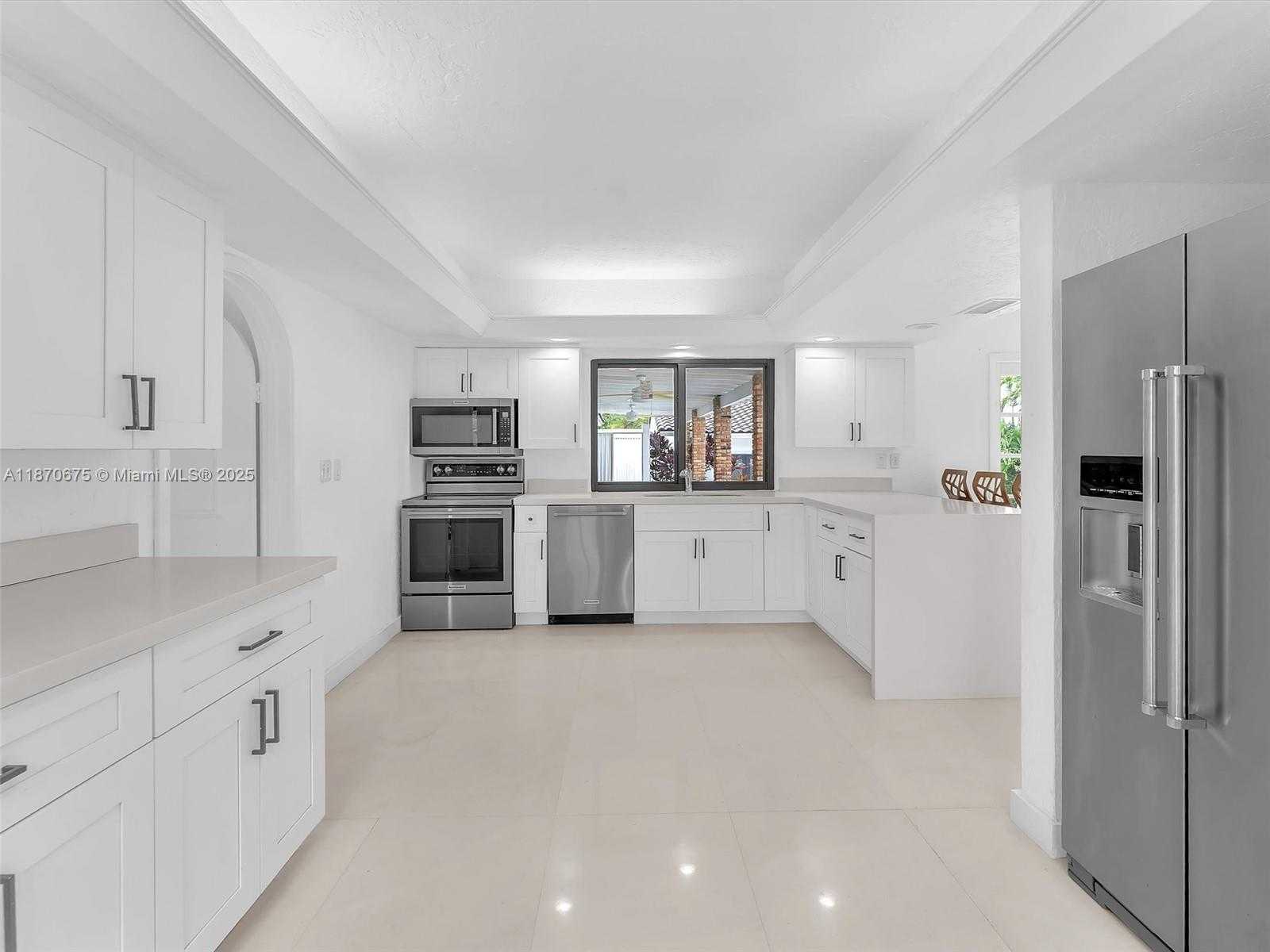 Small Image of 5901 SOUTH WEST 136TH ST, Pinecrest Number 15