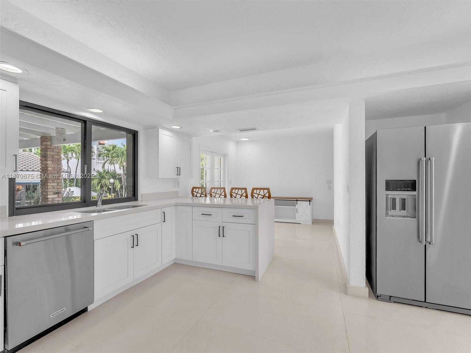 Small Image of 5901 SOUTH WEST 136TH ST, Pinecrest Number 18