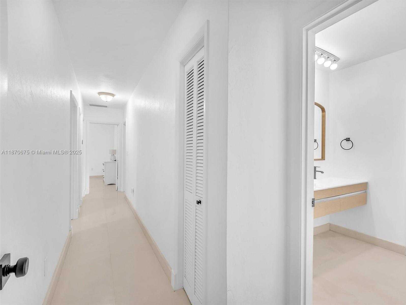 Small Image of 5901 SOUTH WEST 136TH ST, Pinecrest Number 30