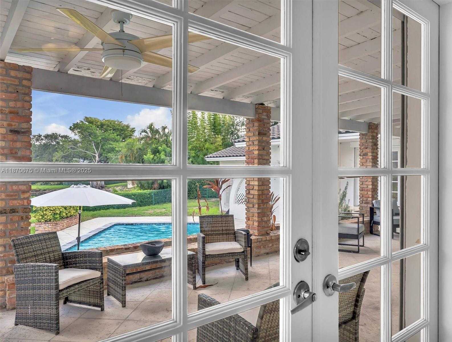 Small Image of 5901 SOUTH WEST 136TH ST, Pinecrest Number 39