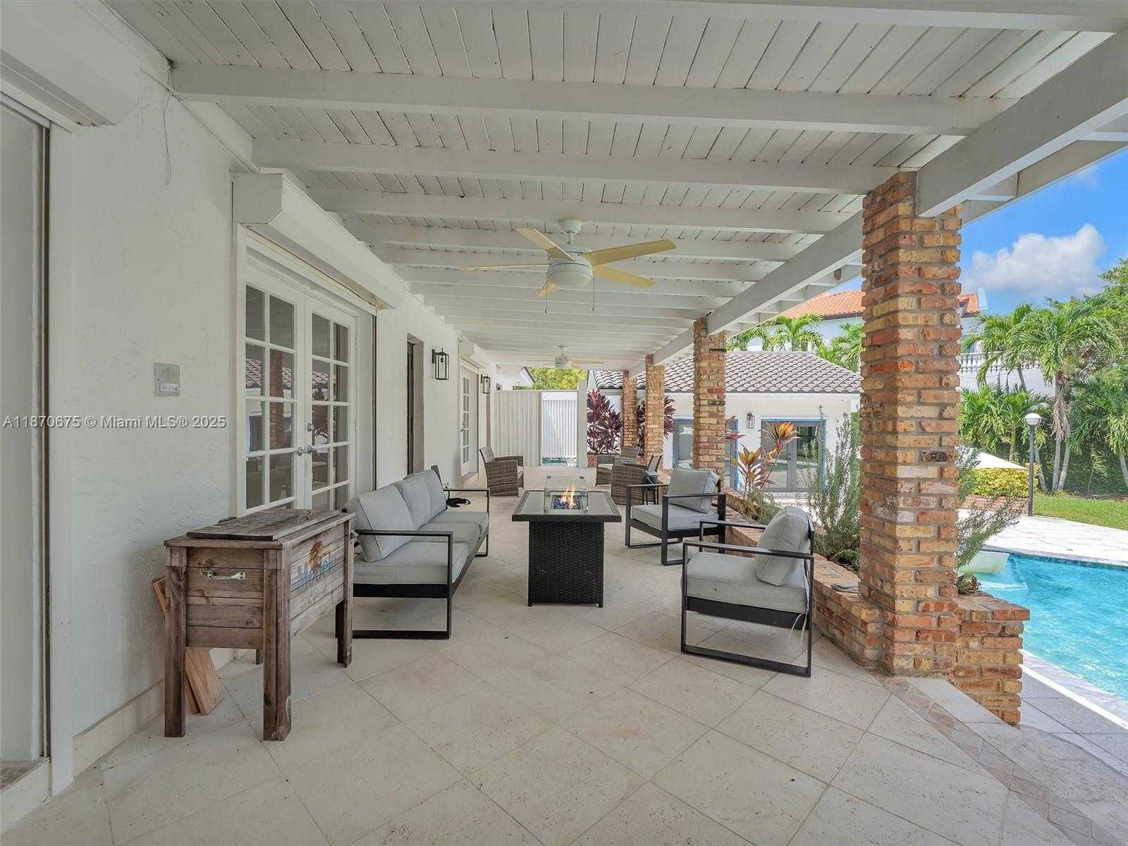 Small Image of 5901 SOUTH WEST 136TH ST, Pinecrest Number 46