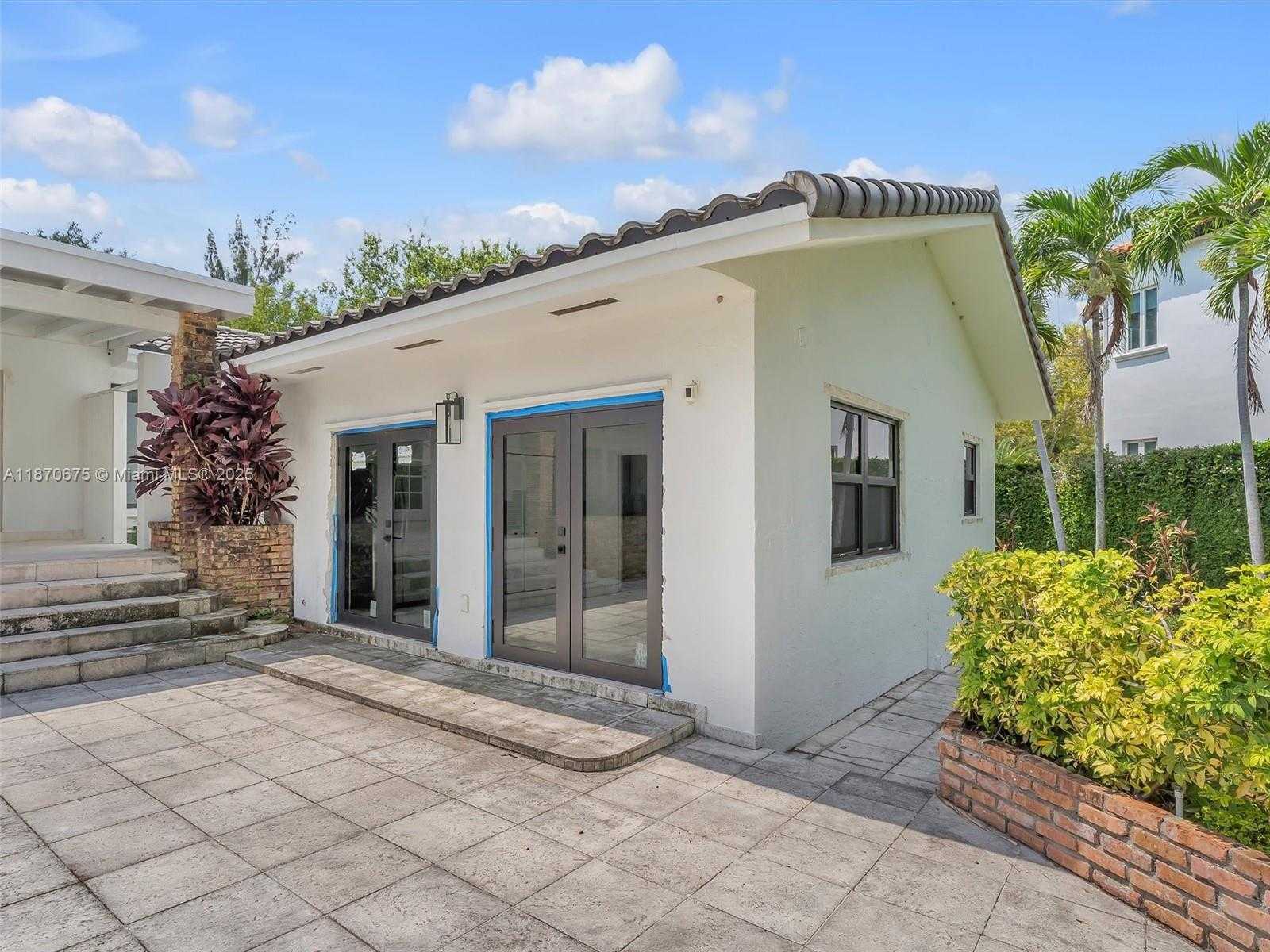 Small Image of 5901 SOUTH WEST 136TH ST, Pinecrest Number 51