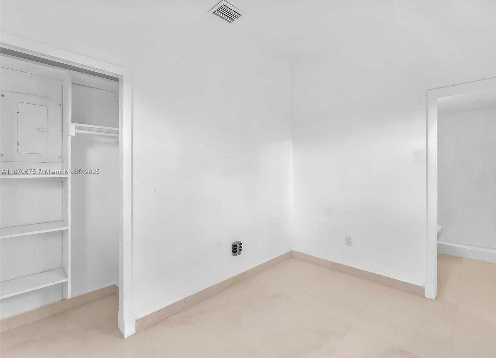 Small Image of 5901 SOUTH WEST 136TH ST, Pinecrest Number 56