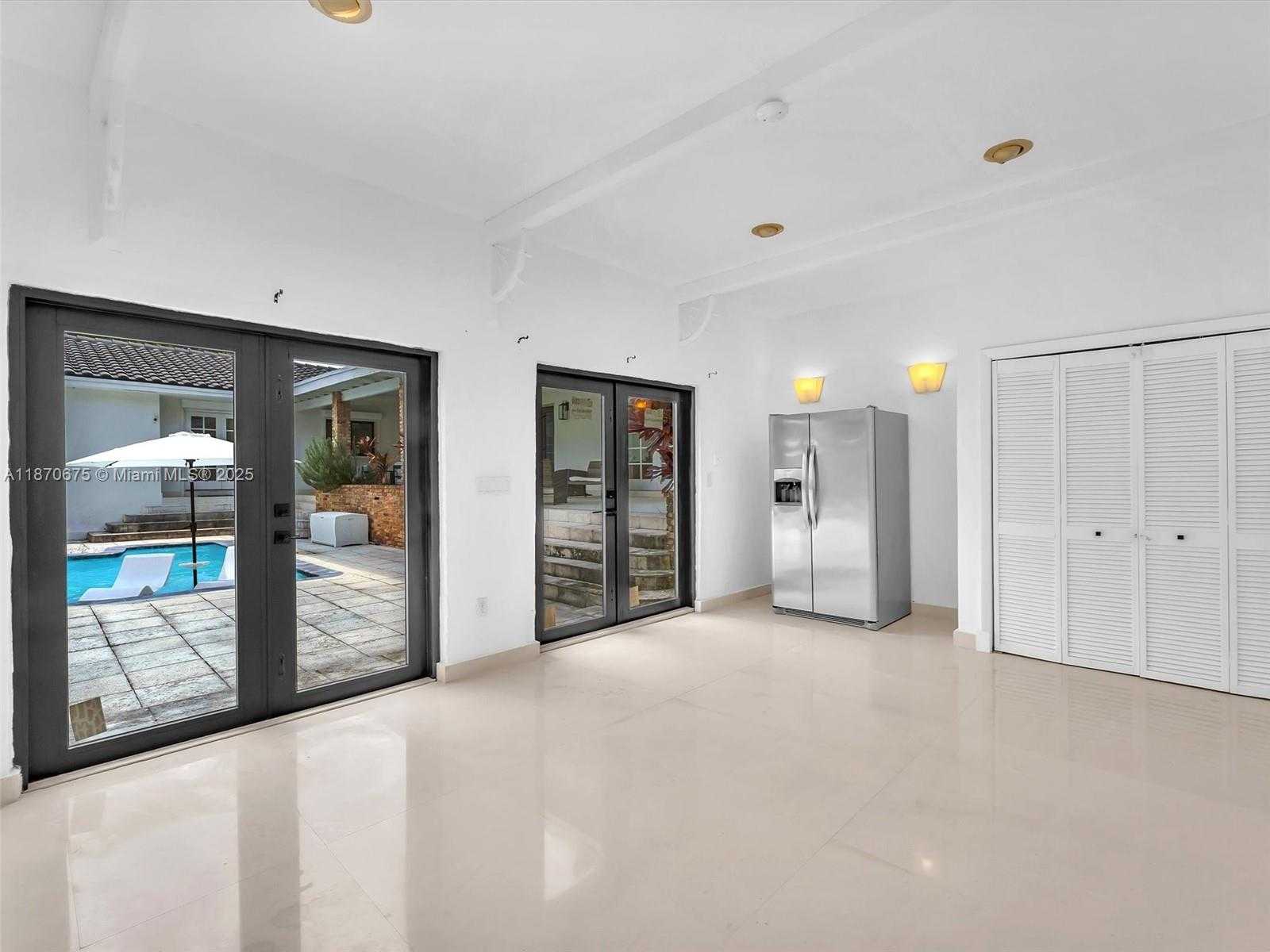 Small Image of 5901 SOUTH WEST 136TH ST, Pinecrest Number 60