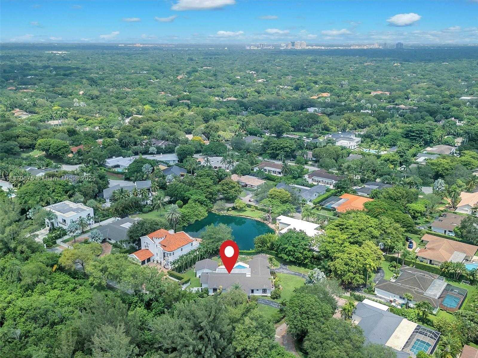 Small Image of 5901 SOUTH WEST 136TH ST, Pinecrest Number 65