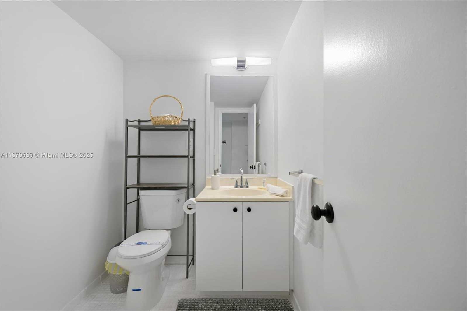 Small Image of 19370 COLLINS AVE #708, Sunny Isles Beach Number 13