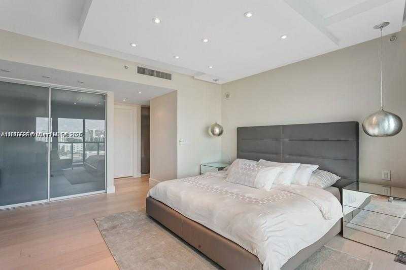 Small Image of 17001 COLLINS AVE #908, Sunny Isles Beach Number 9