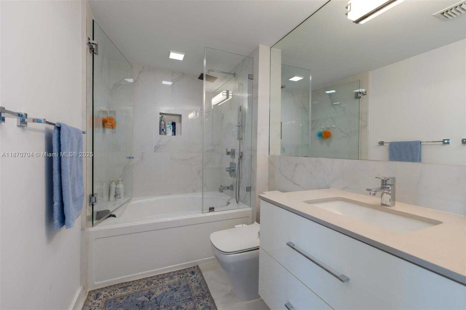Small Image of 90 ALTON RD #1702, Miami Beach Number 10