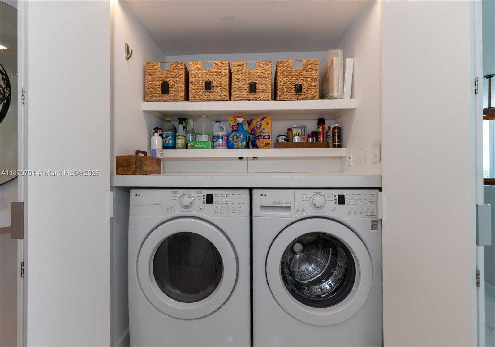 Small Image of 90 ALTON RD #1702, Miami Beach Number 18