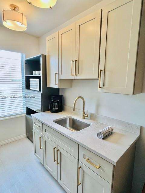 Small Image of 1050 PENNSYLVANIA AVE #28, Miami Beach Number 17
