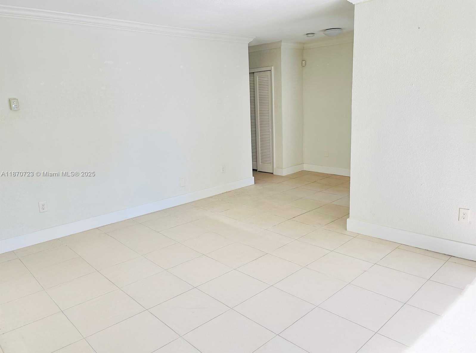 Small Image of 35 EDGEWATER DR #103, Coral Gables Number 5