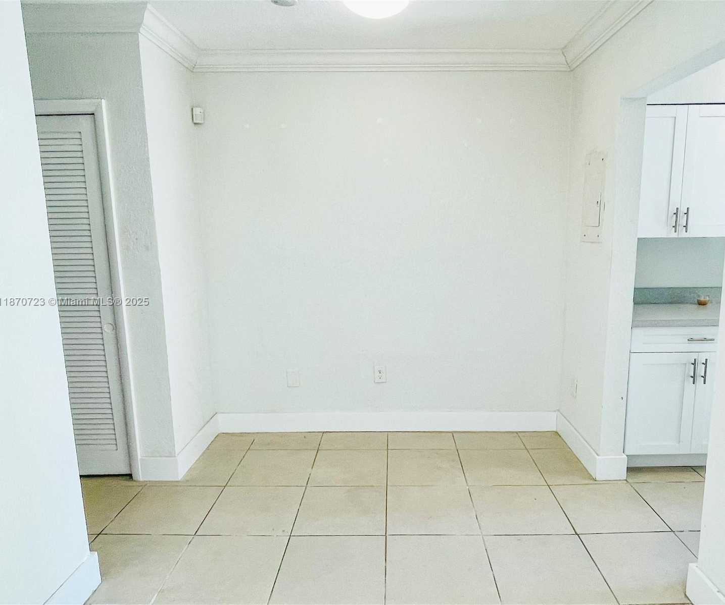Small Image of 35 EDGEWATER DR #103, Coral Gables Number 7