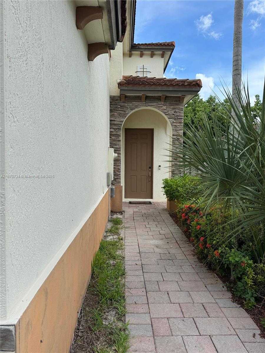 Small Image of 9227 SOUTH WEST 227 TERRACE, Miami Number 2