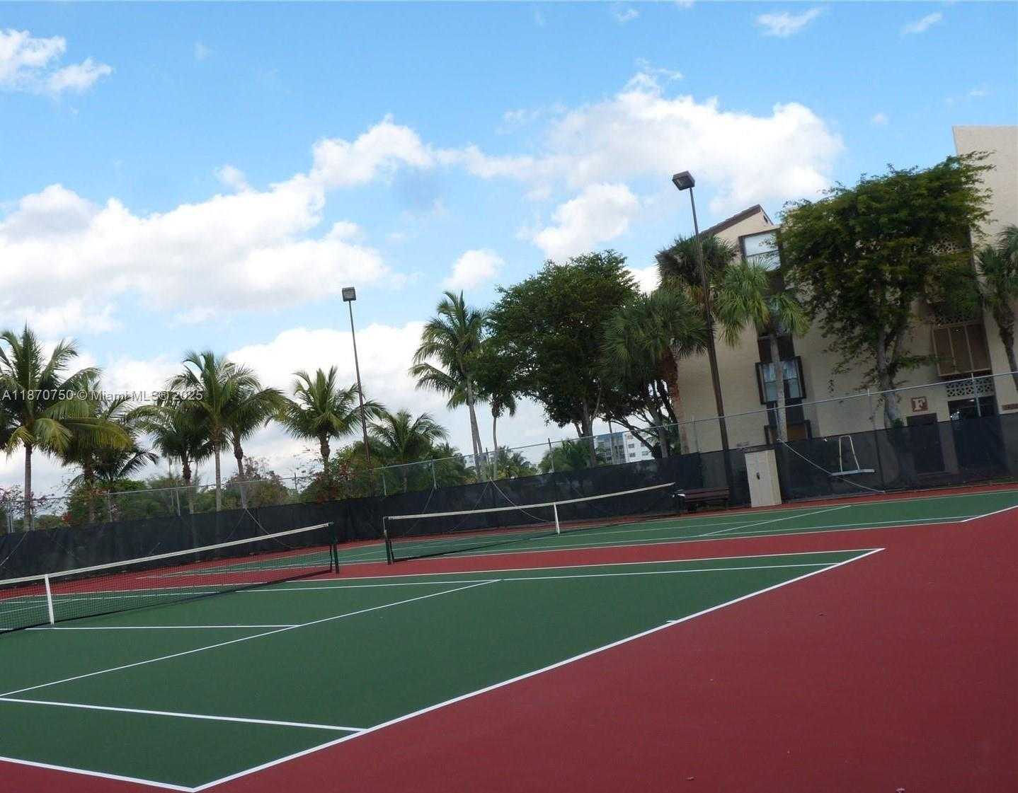 Small Image of 14311 NORTH KENDALL DR #408A, Miami Number 20