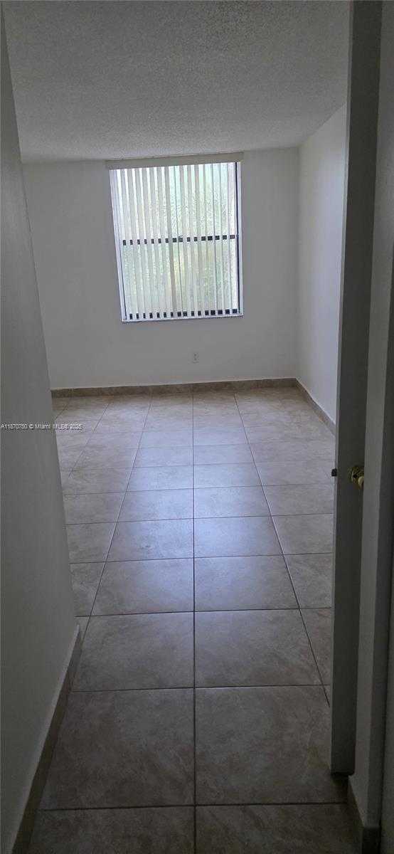 Small Image of 14311 NORTH KENDALL DR #408A, Miami Number 6