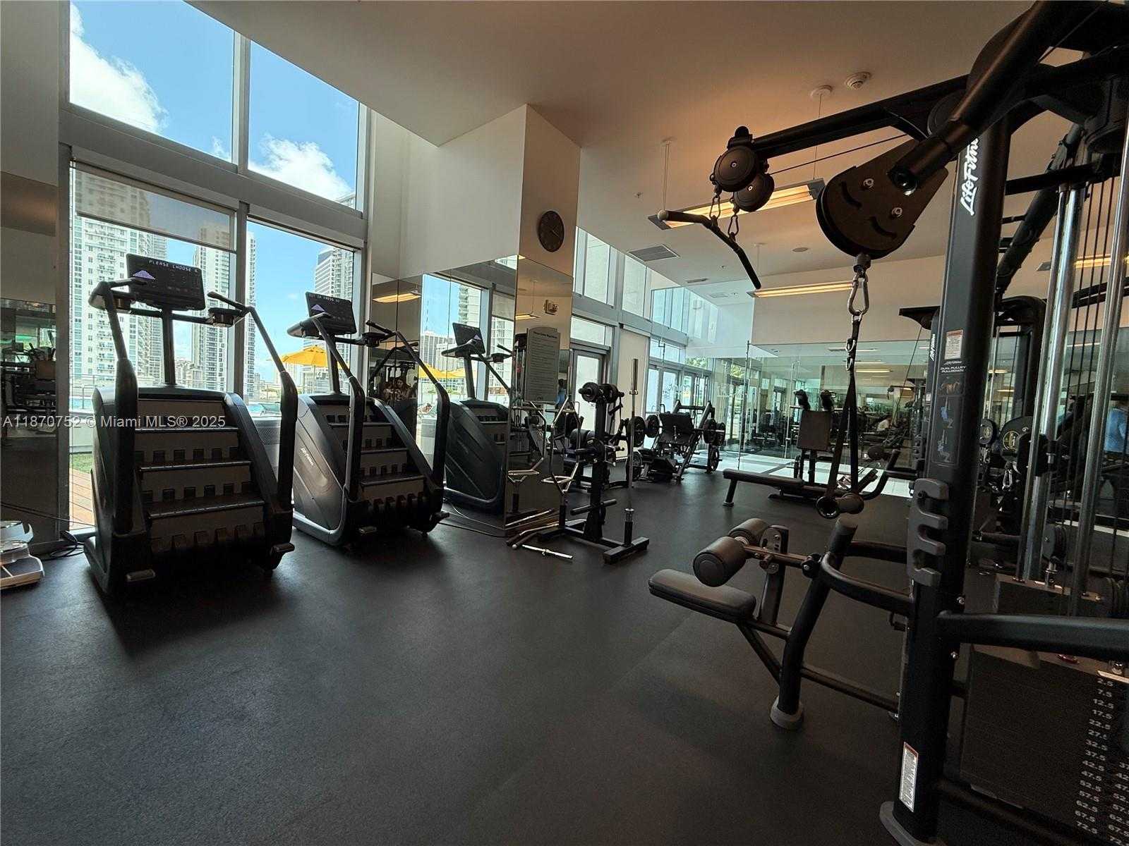 Small Image of 92 SOUTH WEST 3RD ST #3709, Miami Number 37