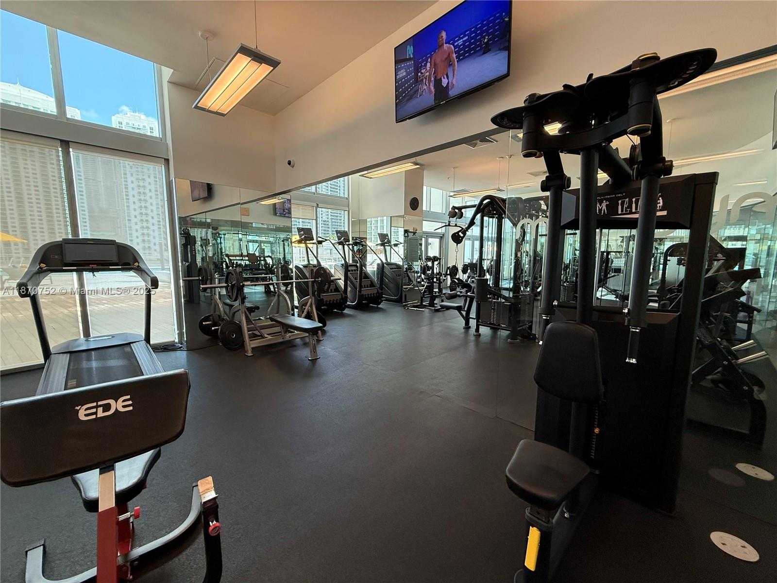 Small Image of 92 SOUTH WEST 3RD ST #3709, Miami Number 40