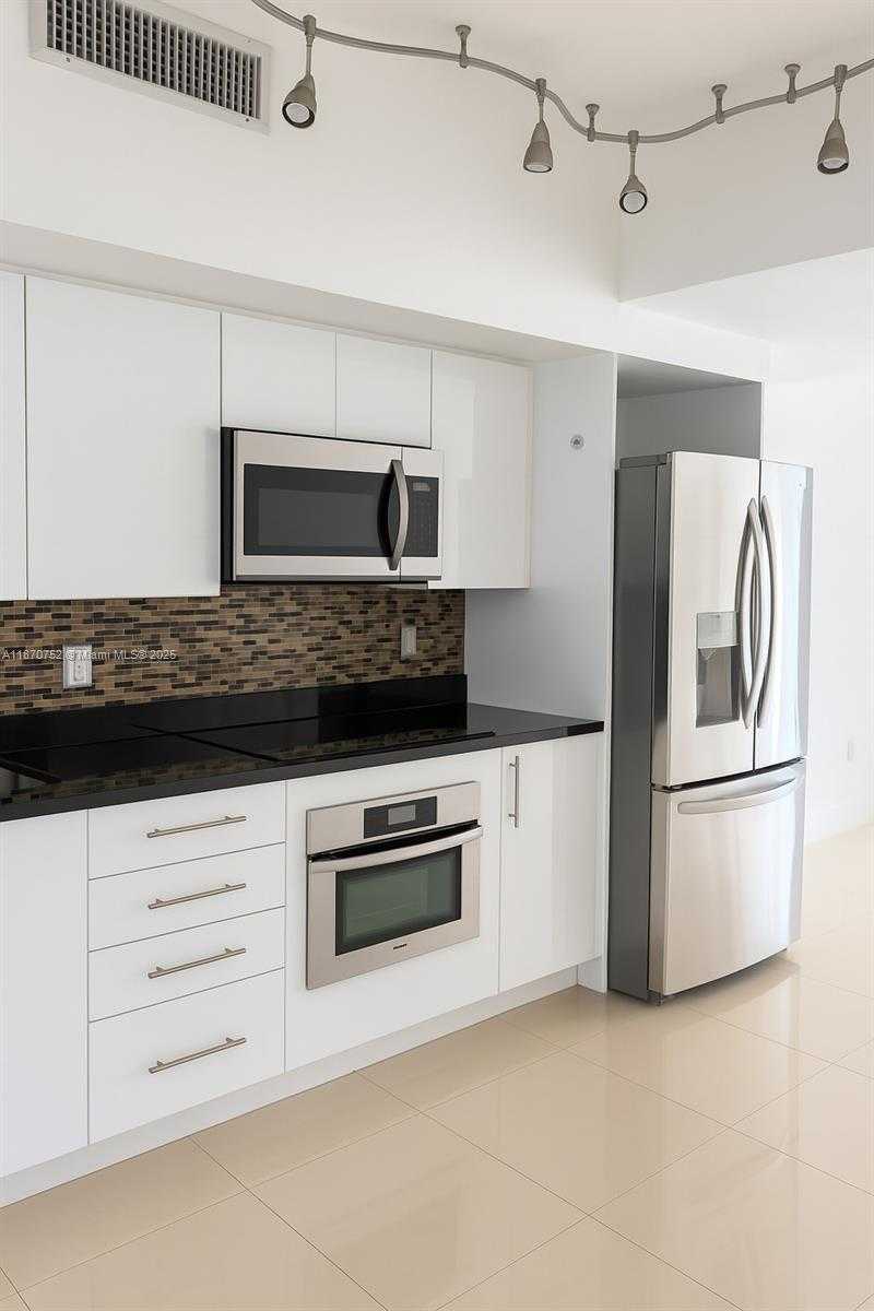 Small Image of 92 SOUTH WEST 3RD ST #3709, Miami Number 48