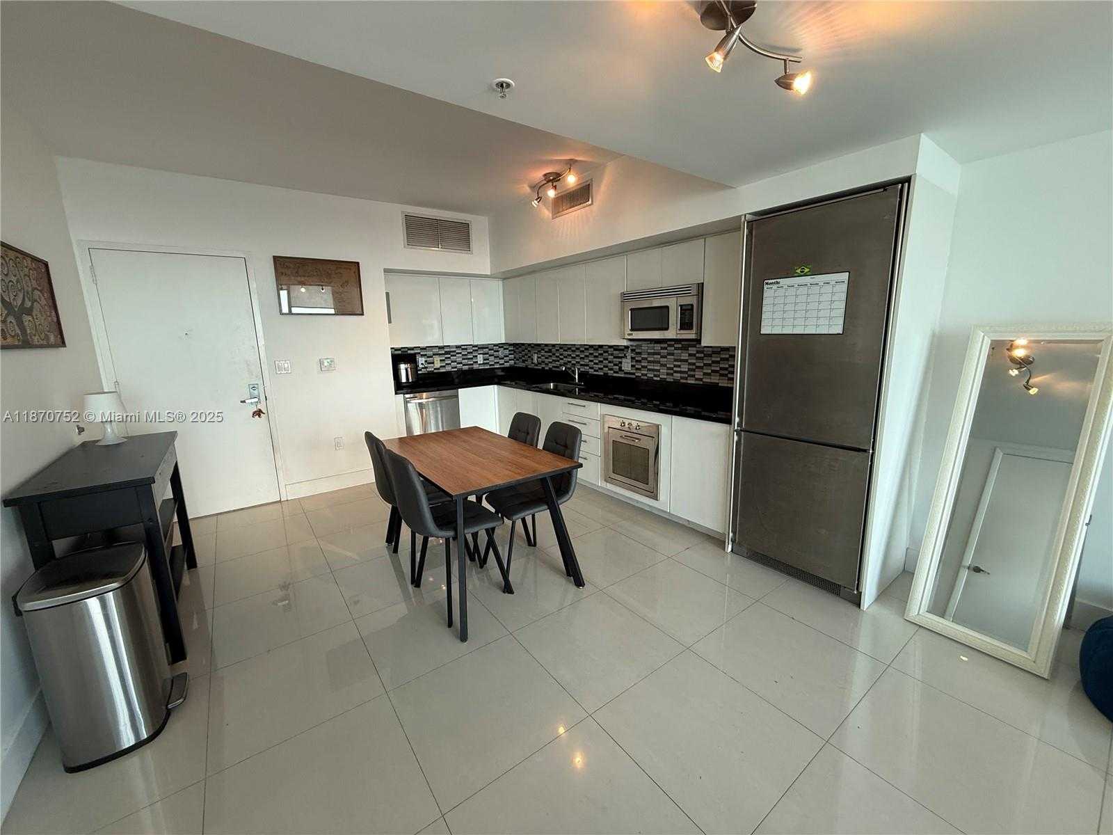 Small Image of 92 SOUTH WEST 3RD ST #3709, Miami Number 6