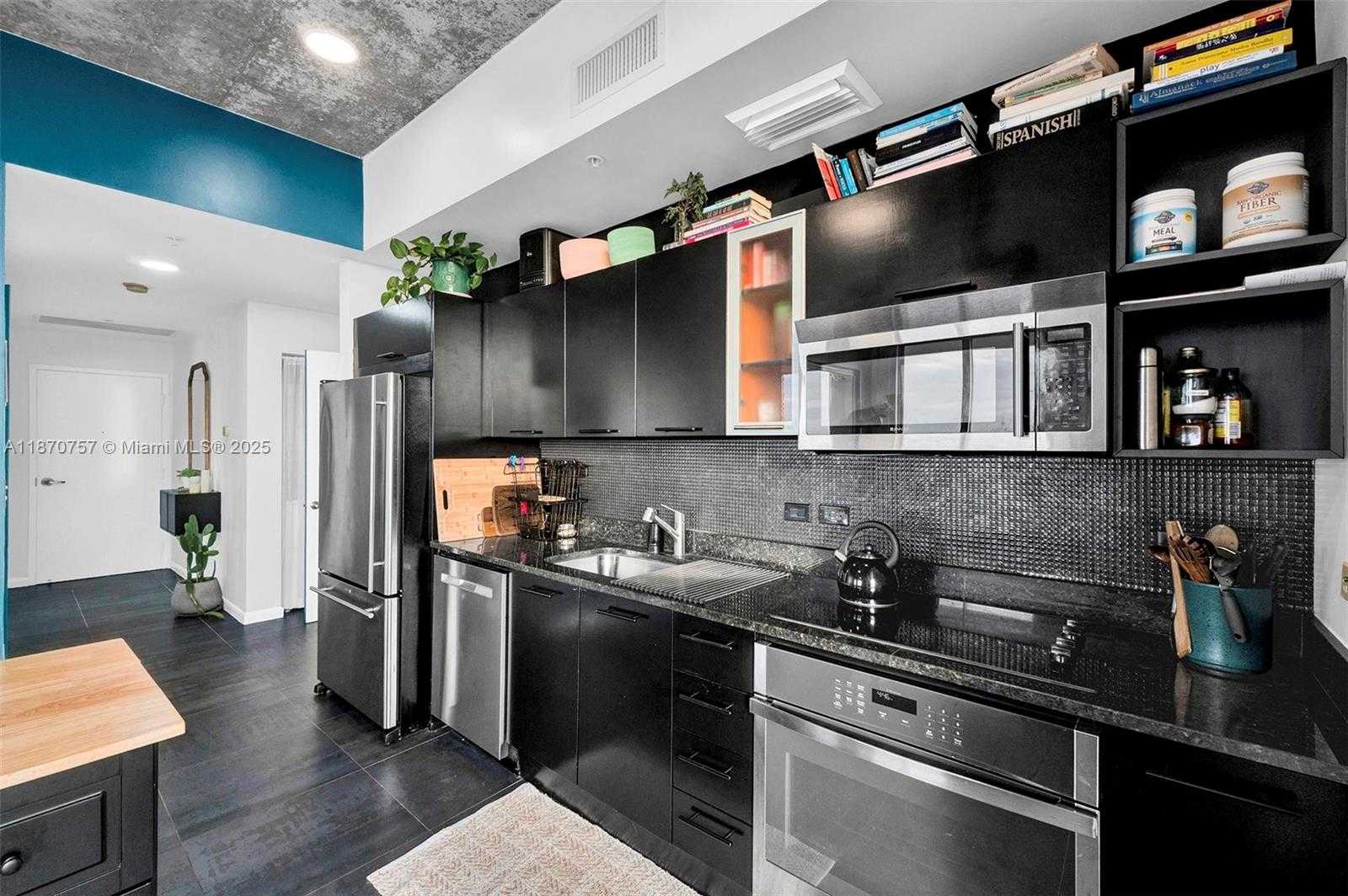 Small Image of 3470 EAST COAST AVE #H2705, Miami Number 5