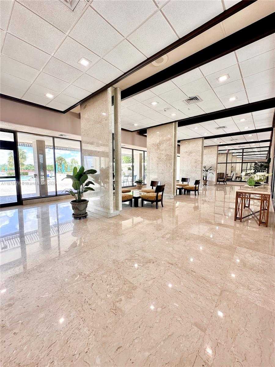 Small Image of 300 BAYVIEW DR #701, Sunny Isles Beach Number 35
