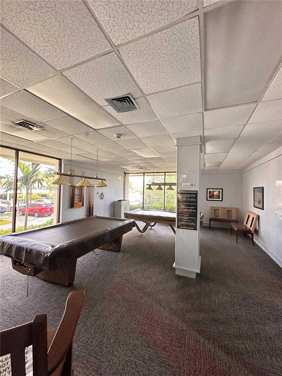 Small Image of 300 BAYVIEW DR #701, Sunny Isles Beach Number 40
