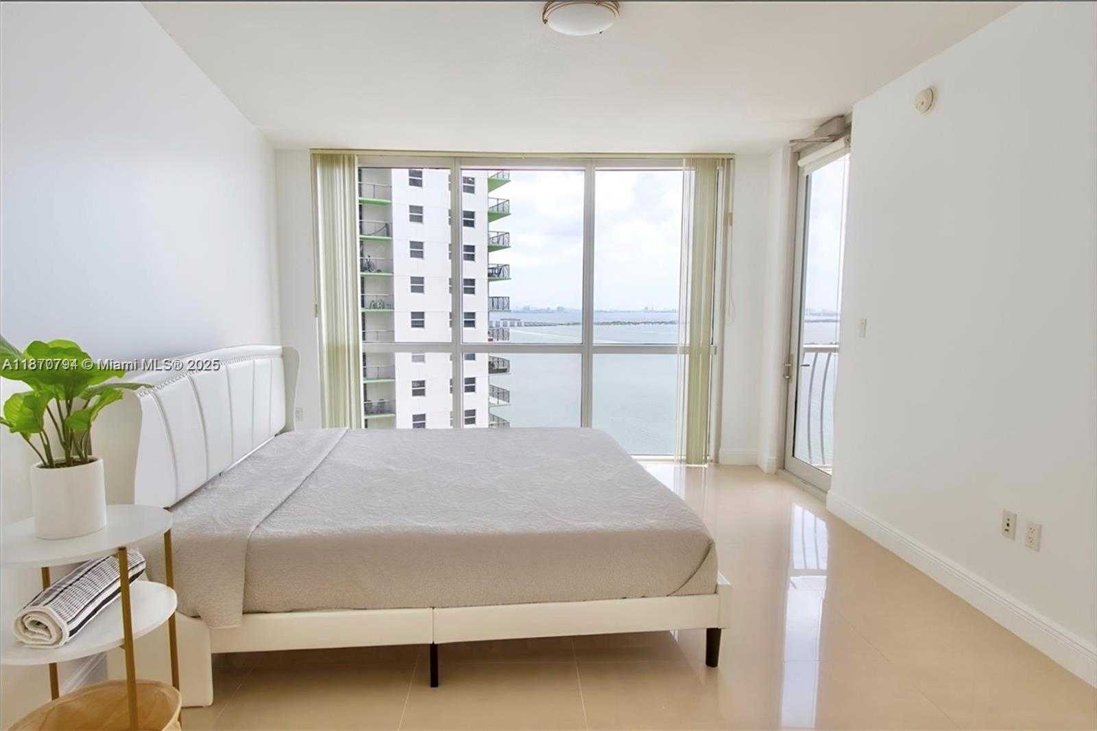 Small Image of 1750 NORTH BAYSHORE DR #2601, Miami Number 5