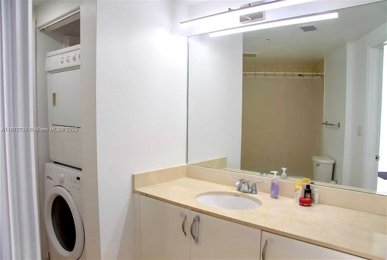 Small Image of 1750 NORTH BAYSHORE DR #2601, Miami Number 8