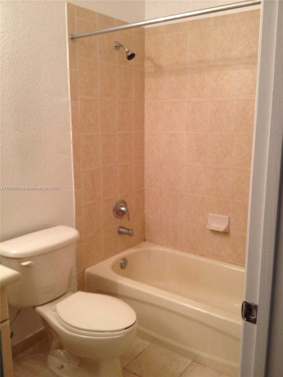 Small Image of 11202 NORTH WEST 83 ST #207, Doral Number 20