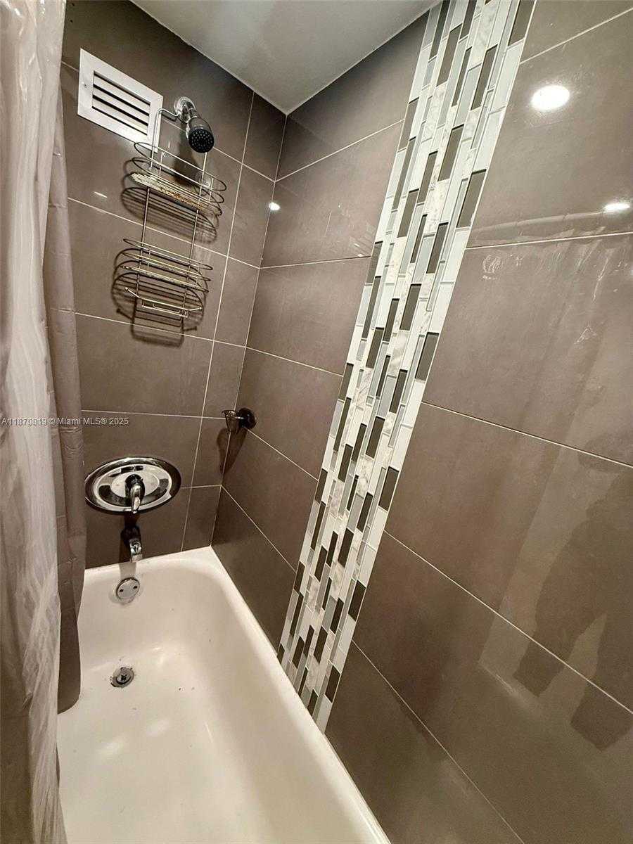 Small Image of 19201 COLLINS AVE #241, Sunny Isles Beach Number 8