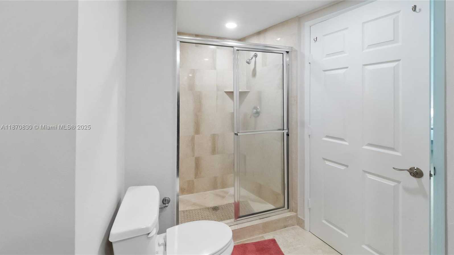Small Image of 3370 HIDDEN BAY DR #2010, Aventura Number 25