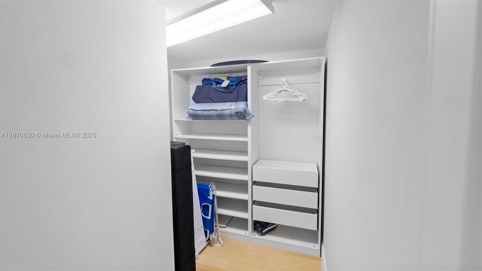 Small Image of 3370 HIDDEN BAY DR #2010, Aventura Number 28