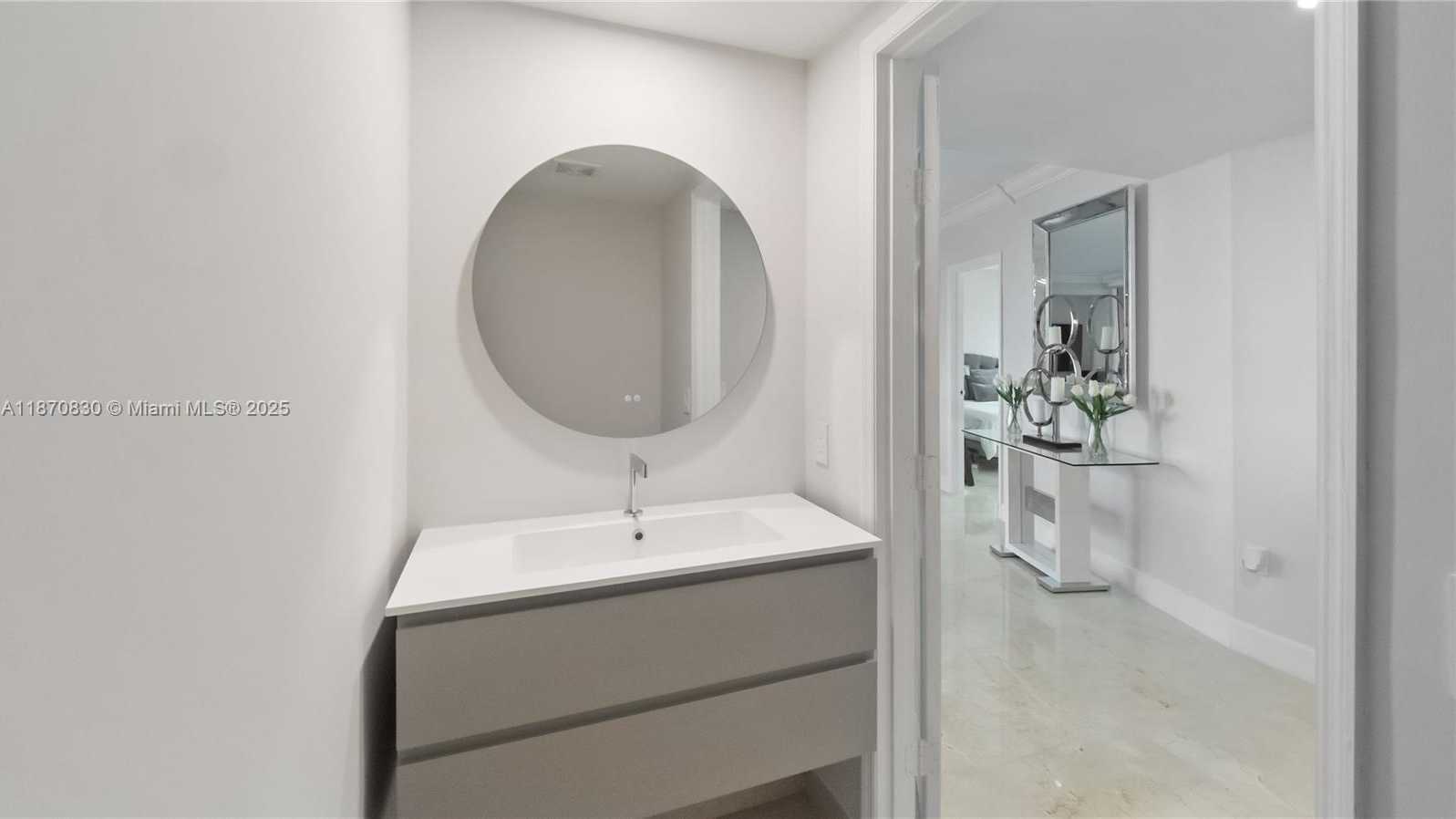 Small Image of 3370 HIDDEN BAY DR #2010, Aventura Number 29