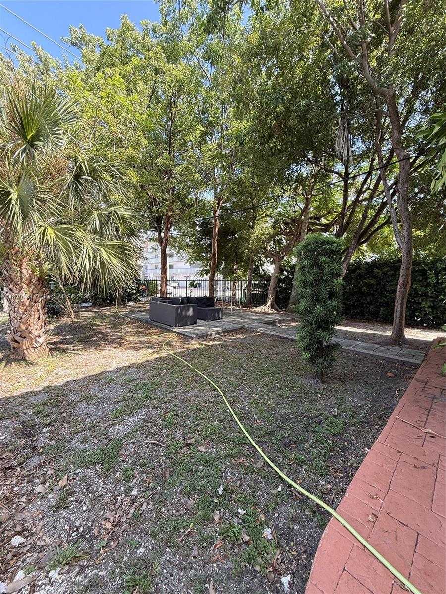 Small Image of 601 MICHIGAN AVE #3, Miami Beach Number 10