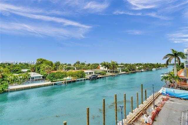 Small Image of 9800 WEST BAY HARBOR DR #401, Bay Harbor Islands Number 15