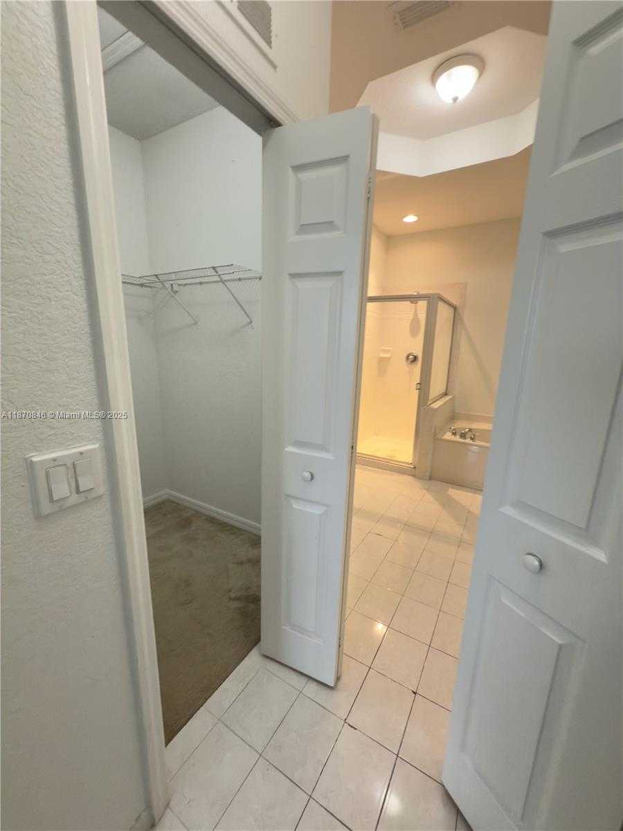 Small Image of 16549 SOUTH WEST 78TH TER #16549, Miami Number 20
